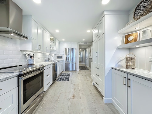 Exquisite Oceanfront Condo with Designer Finishes