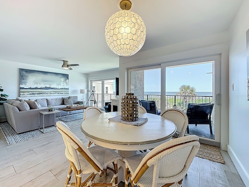 Exquisite Oceanfront Condo with Designer Finishes
