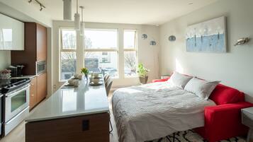 1 bedroom, iron/ironing board, free WiFi, bed sheets