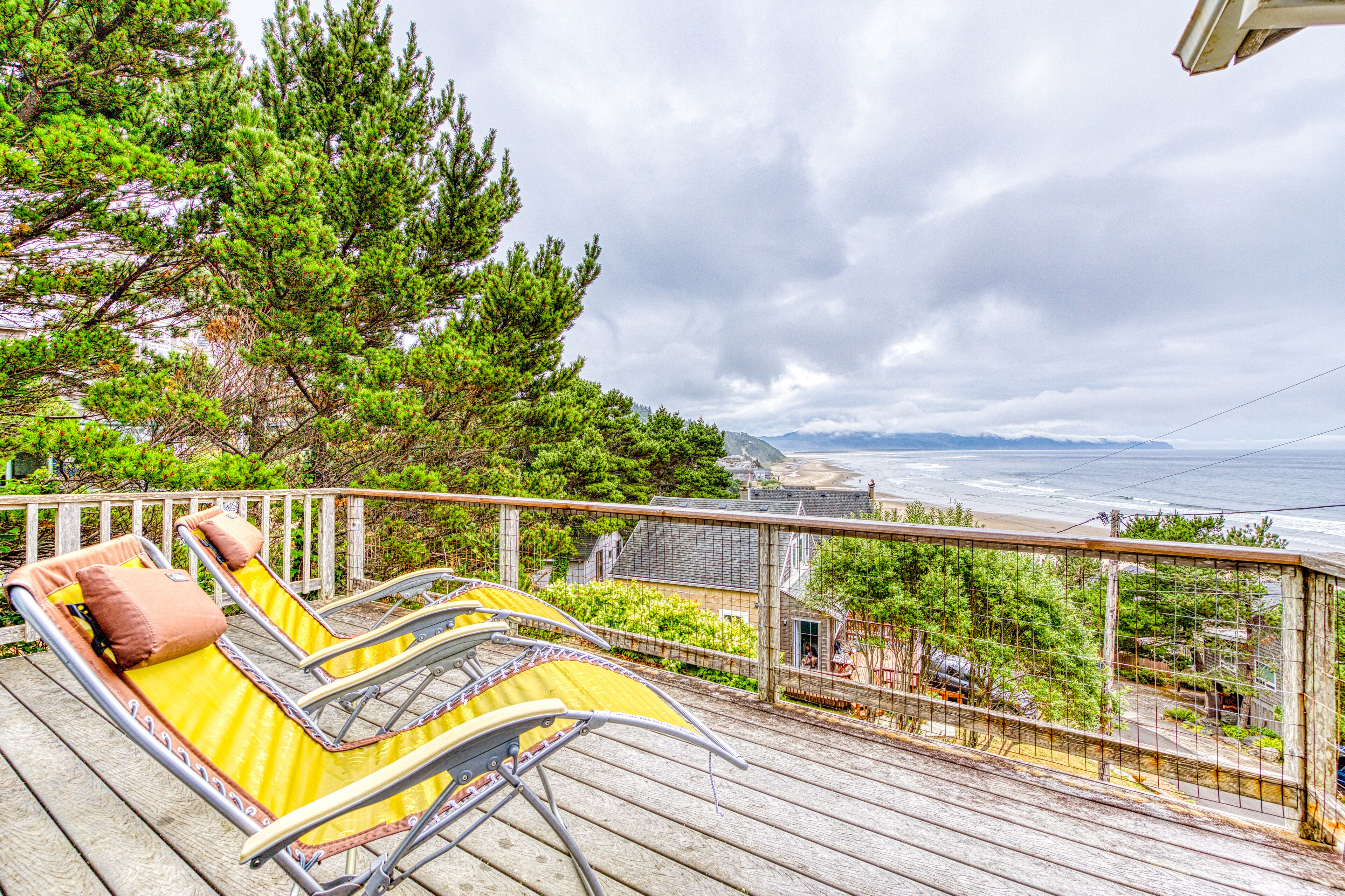Hillside Home w/ Exceptional Ocean View & Deck - Near the Beach