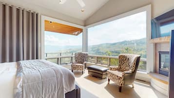 5 chambres, fer et planche Ă repasser, accĂšs Internet, draps fournis