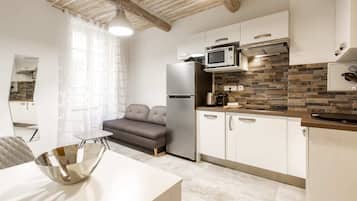 Apartemen, 1 Tempat Tidur Double dengan tempat tidur Sofa (45 Rue du Bas Castelet 201) | Dapur pribadi | Lemari es, microwave, oven, dan mesin pencuci piring