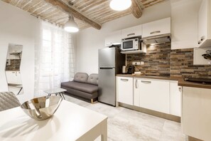 Apartment, 1 Doppelbett und Schlafsofa (45 Rue du Bas Castelet 201) | Eigene Küche | Kühlschrank, Mikrowelle, Ofen, Geschirrspüler