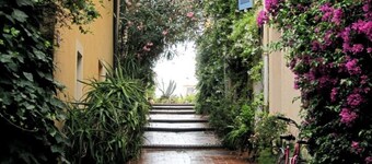 Great brand new 1 bedroom apartment in the center of old Antibes