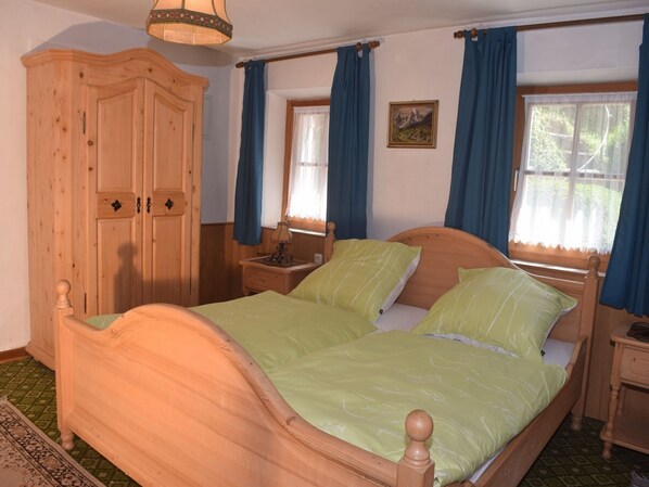 1 bedroom, Internet, bed sheets