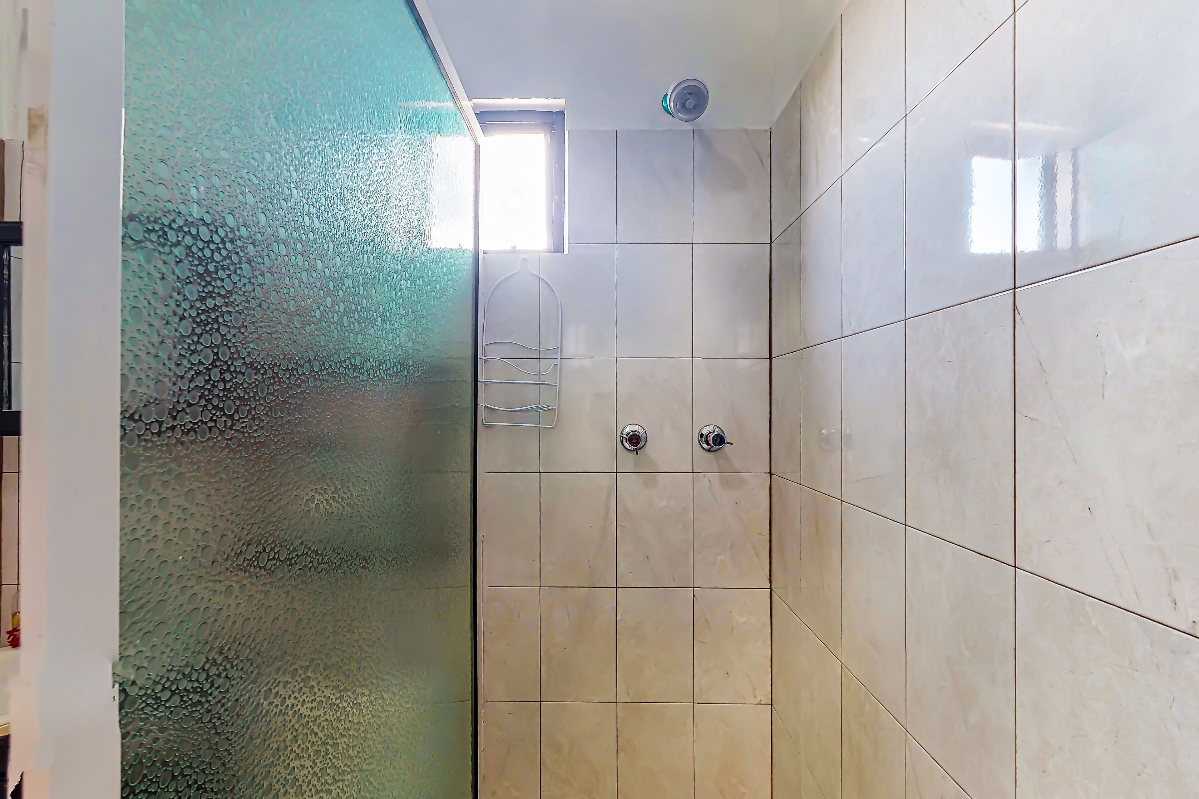 ヘアドライヤー、タオル