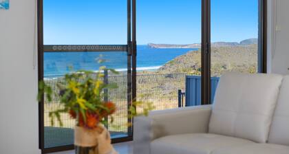 LITTLE OCEAN PARADISE