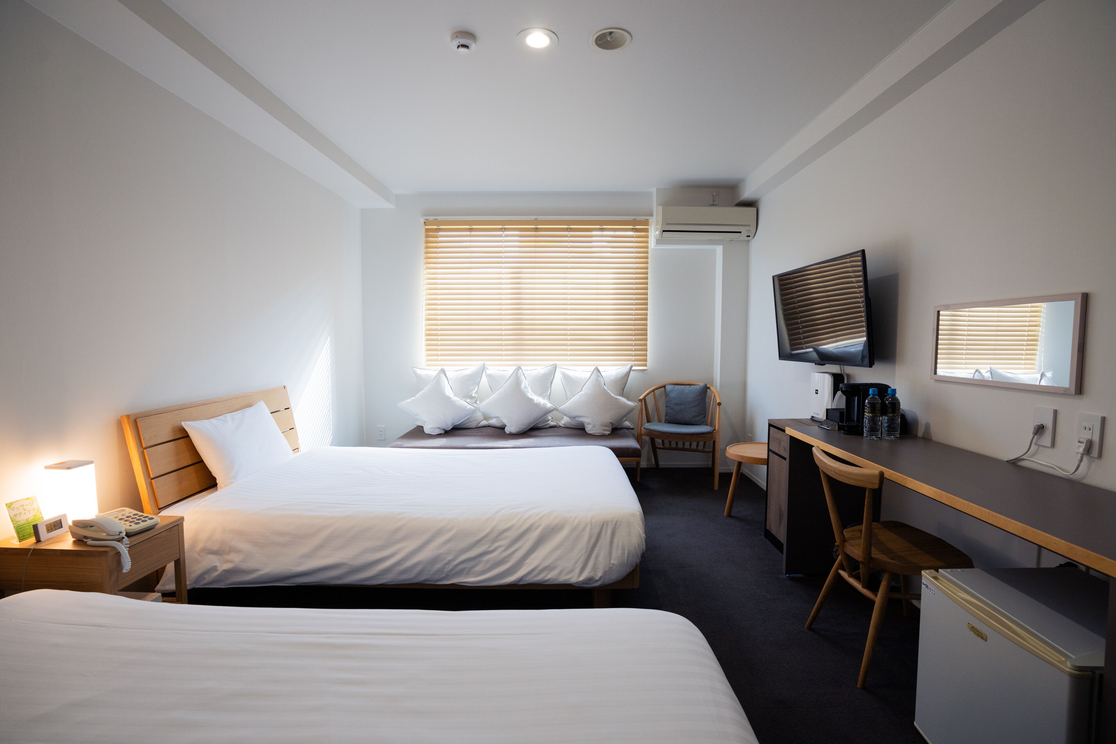 twin room, non smoking (large single bed x 2) | 1 bedroom, desk, free wifi, bed sheets