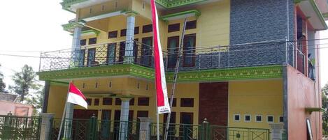 Bagian depan properti