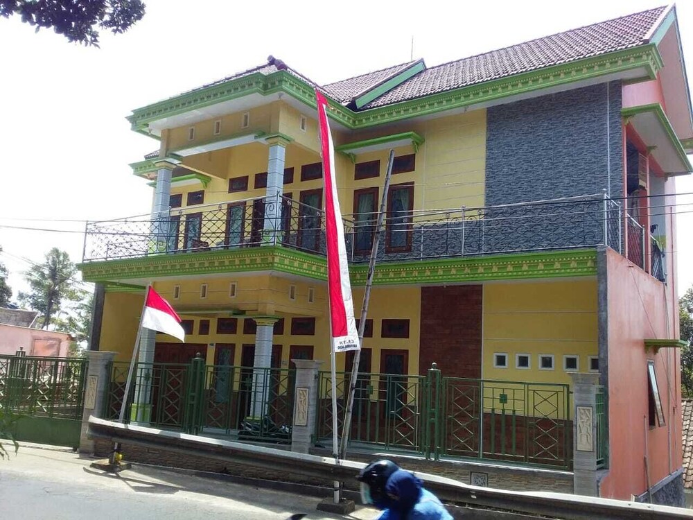 Mas Dylan Homestay image