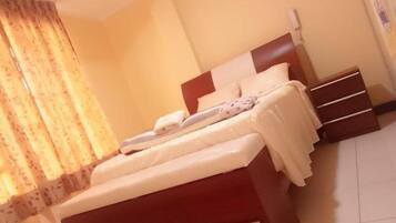 Free WiFi, bed sheets