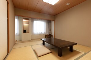 쿼드룸, 금연 (Japanese Style) | 무료 WiFi, 침대 시트