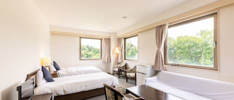 Deluxe Twin Room, Non Smoking | Free WiFi, bed sheets