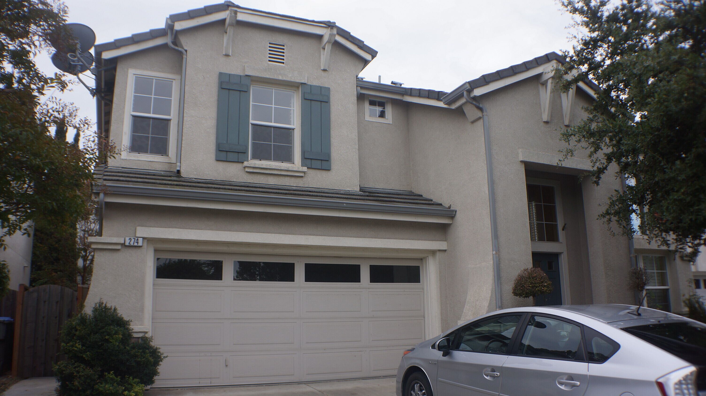 UPSCALE 6 BEDROOM 4 FULL BATH LUXURY HOME