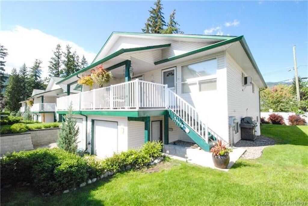 SHUSWAP SUN, SAND, SURF AND SLEDDING!!!