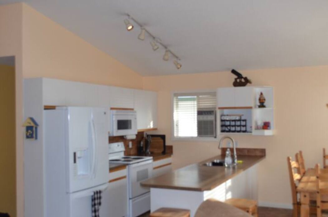 SHUSWAP SUN, SAND, SURF AND SLEDDING!!!