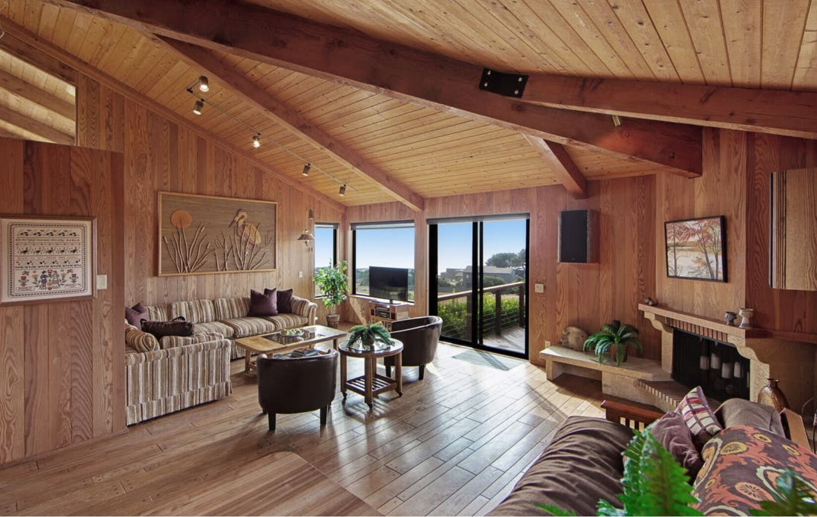 Spacious Sea Ranch Home With Great Ocean Views