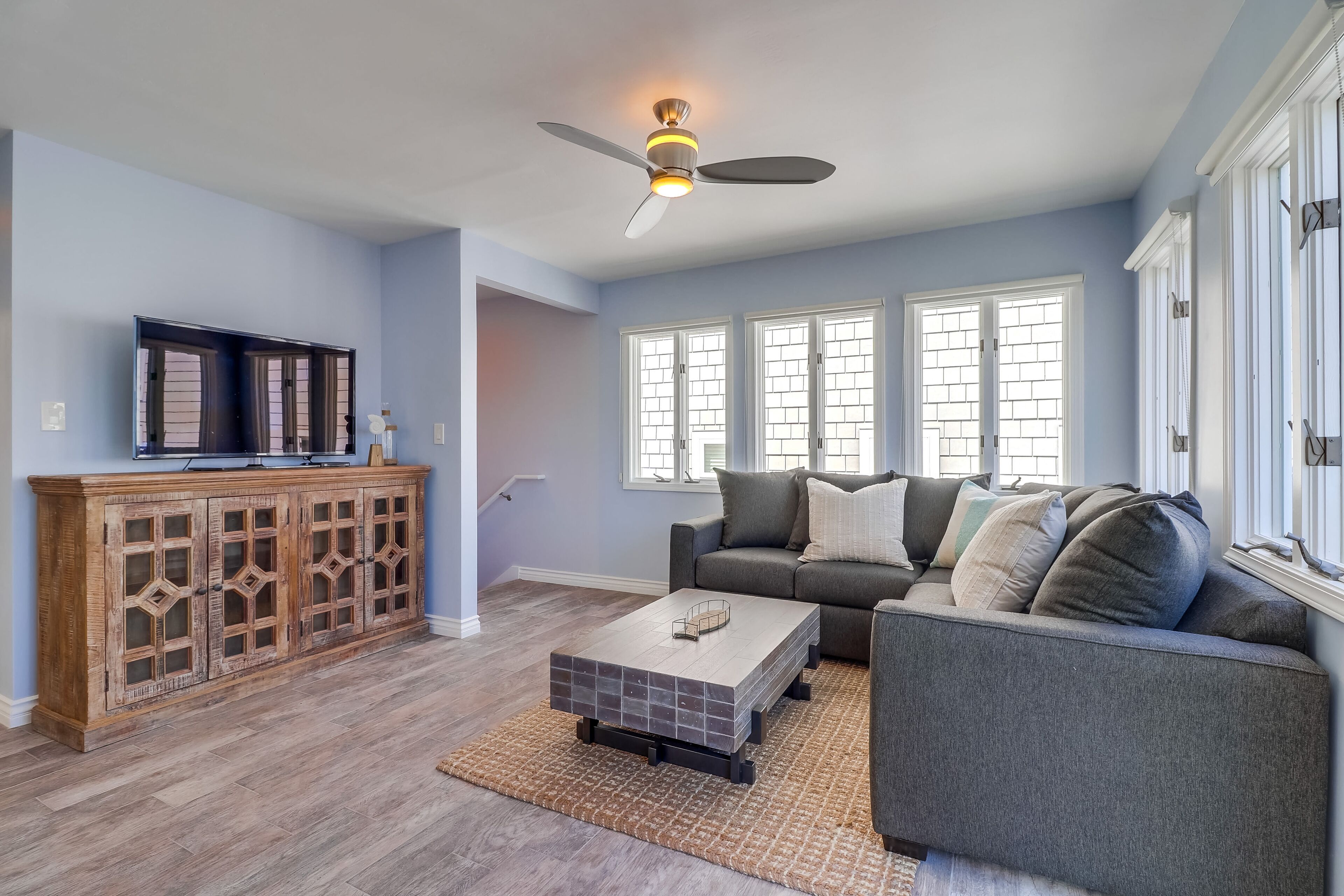 South Mission Bayside Upper Unit, Newly Remodeled, Lots of Light