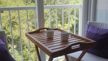 Economy Double Room Single Use | Desk, laptop workspace, blackout drapes, iron/ironing board