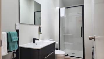 Apartment, 2 Bedrooms | Bathroom