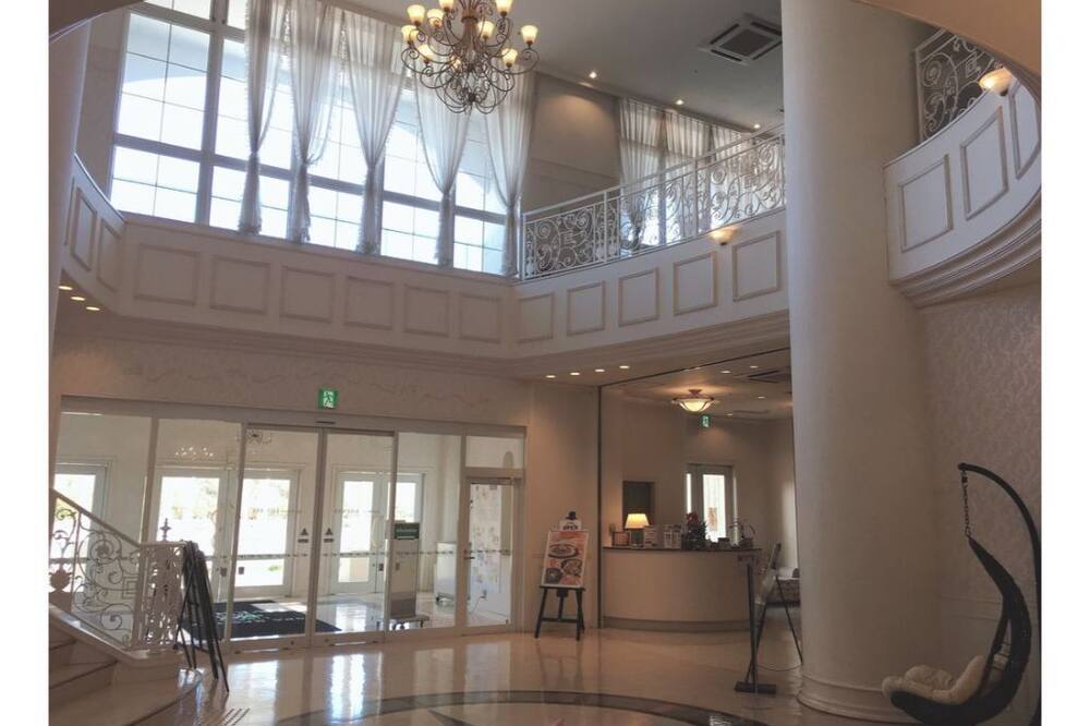 Luxurious and spacious space, spacious space on high floor 505