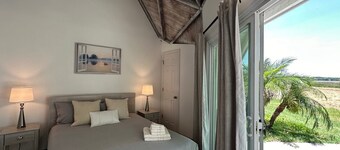 ROOM 04 - Lake Sumner