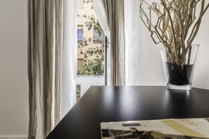 Apartment, 3 Schlafzimmer | Wohnbereich | Smart-TV