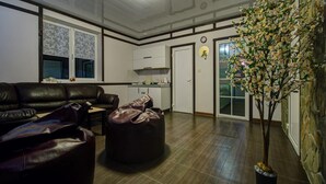 Living area - Usadba Silichi (Lahoysk)