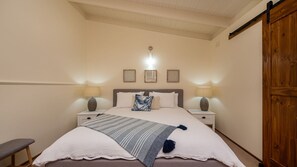3 bedrooms, iron/ironing board, travel cot, free WiFi