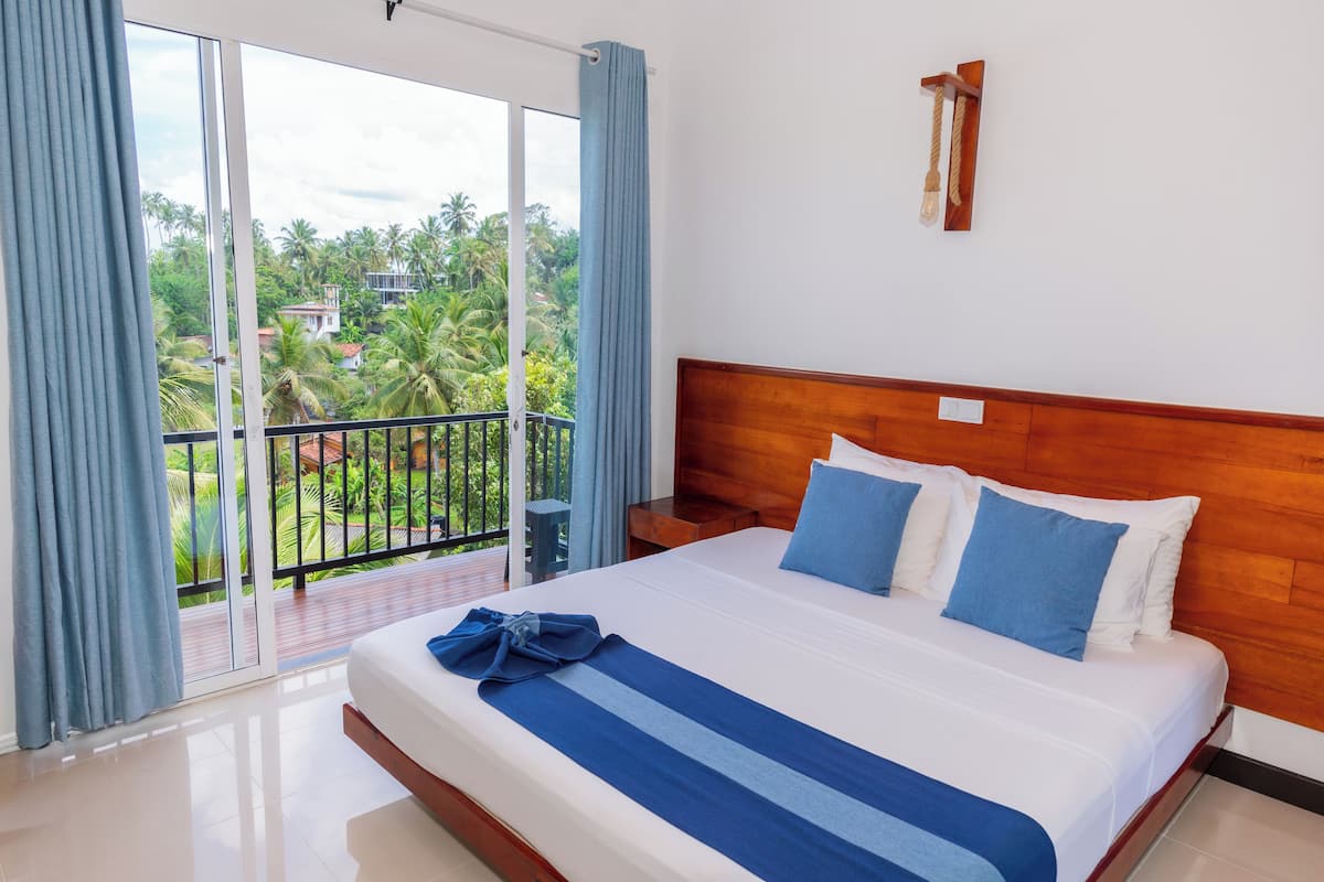 Panoramic Room, Balcony, Partial Sea View | Premium bedding, in-room safe, individually decorated