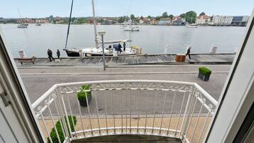 Luxury Apartment, Balcony | Balcony