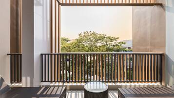 Suite Pool View | Premium bedding, in-room safe, individually decorated