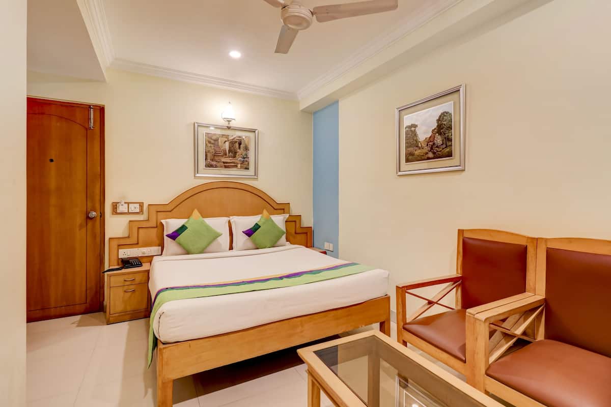 Standard Room | Desk, iron/ironing board, free WiFi, bed sheets