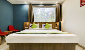 Desk, iron/ironing board, free WiFi, bed sheets - Treebo Mall View, DLF Phase II (Gurugram)