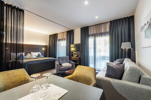 Suite estudio Deluxe, 1 cama de matrimonio grande con sofá cama, terraza | Vistas desde la habitación