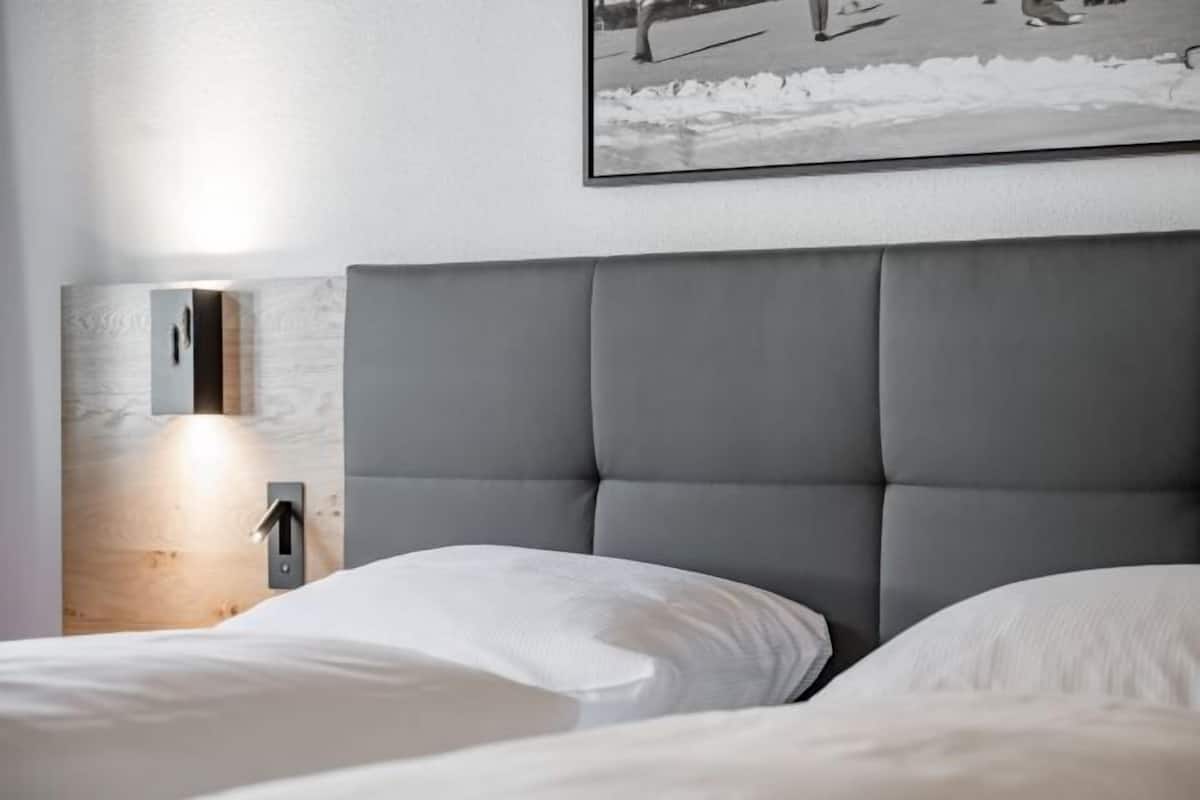 1 bedroom, premium bedding, down duvets, in-room safe