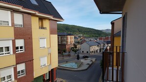 Unclassified image, 3 of 26, button - Hostal Camelot (Fabero)