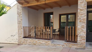 Unclassified image, 4 of 26, button - Hostal Camelot (Fabero)