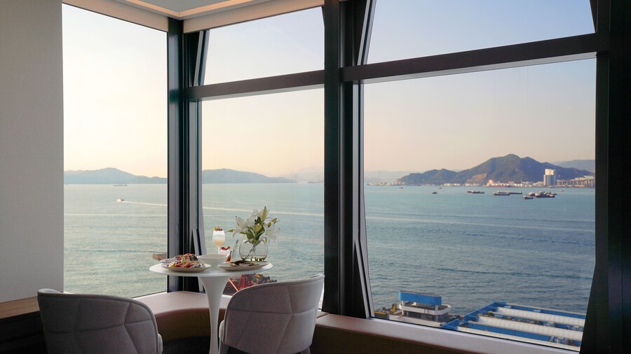 Oasis Aurum 181 Hotel