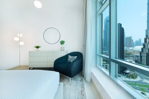 Apartment, 2 Bedrooms | Premium bedding, in-room safe, desk, blackout curtains - Maison Privee - 5* Apt with 2BR in Downtown Dubai (Dubai)