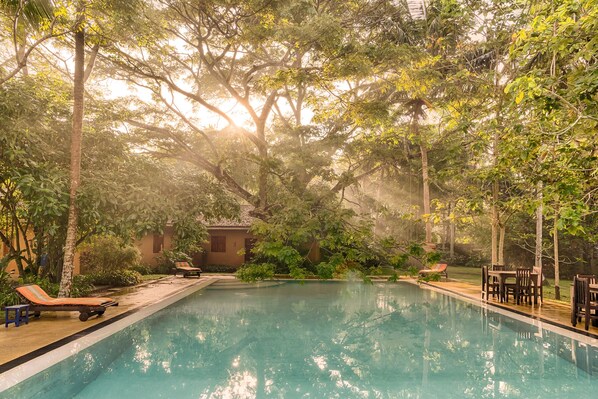 Outdoor pool, open 7:00 AM to 9:00 PM, pool umbrellas, sun loungers - Tisara Villas (Koggala)