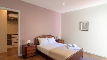 Apartamento, 3 habitaciones, balcón | 3 dormitorios, decoración individual, cunas (de pago) y wifi gratis