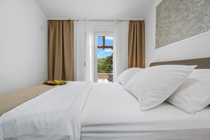 4 Schlafzimmer, Bügeleisen/Bügelbrett, WLAN, Bettwäsche