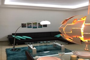 Interior - Nandy’s HOME OR >>>> (Yaounde)