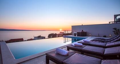 Villa Nano - Private heated 32 sqm infinity pool, a jacuzzi, amazing sea views