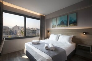 Appartement, 1 chambre (Street View) | Coffres-forts dans les chambres, bureau