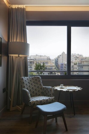 Appartement, 1 slaapkamer (Avenue View) | Woonruimte | Een flatscreentelevisie