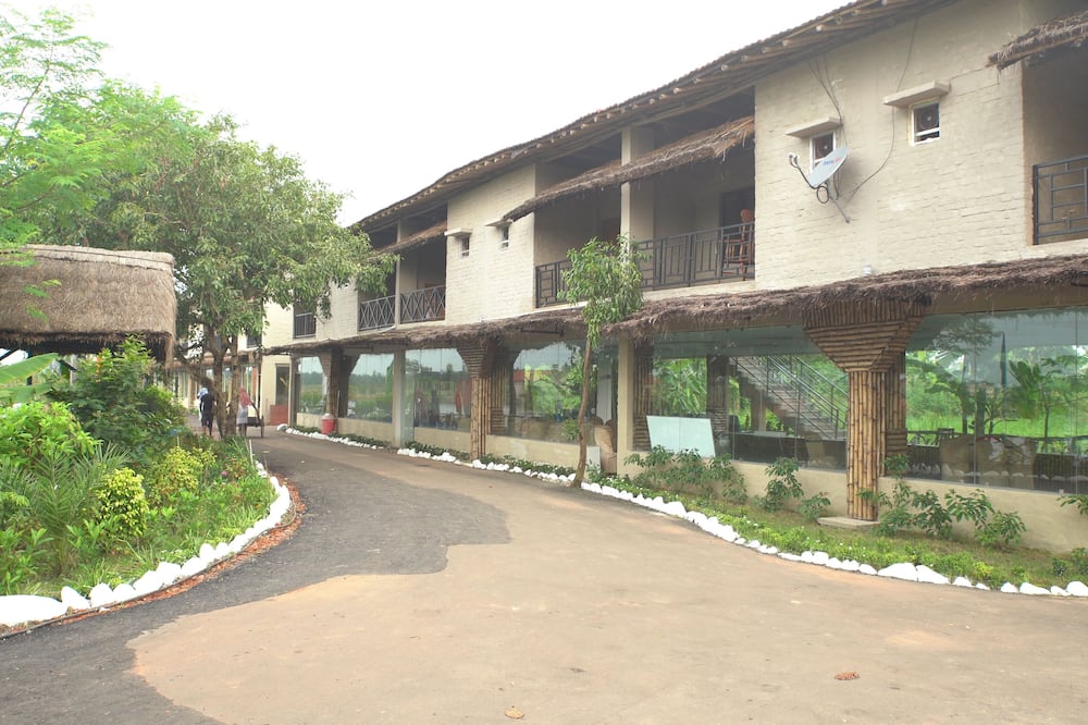 The Creek Club