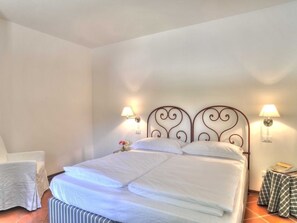 1 chambre, Wi-Fi gratuit, draps fournis