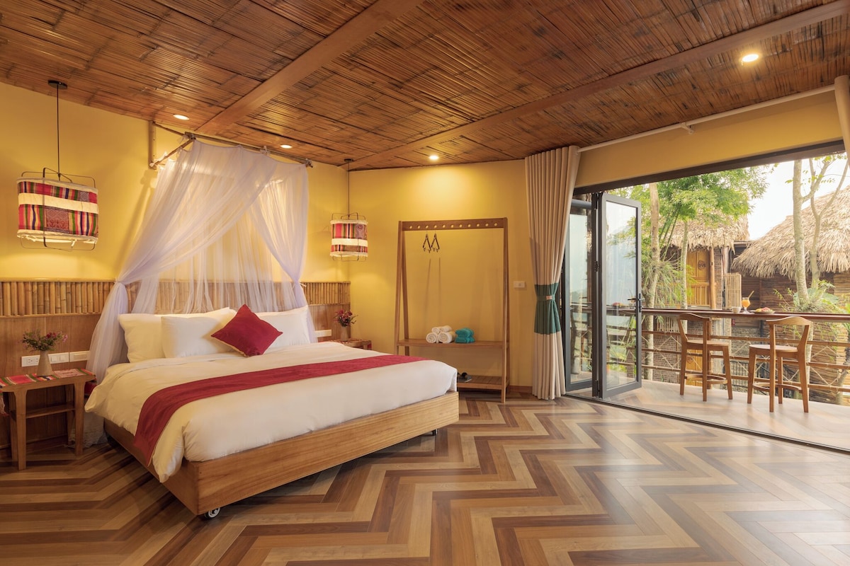 Deluxe Double Room, 1 Bedroom, Garden View | Premium bedding, iron/ironing board, free WiFi, bed sheets